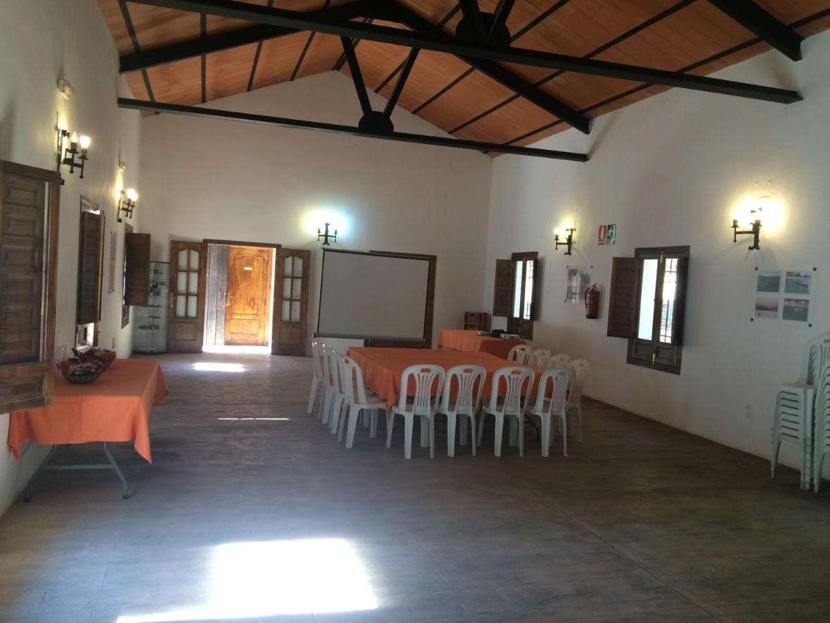 Centro De Ocio Alua Casa Rural Iznajar Lago De Andalucia Exterior photo
